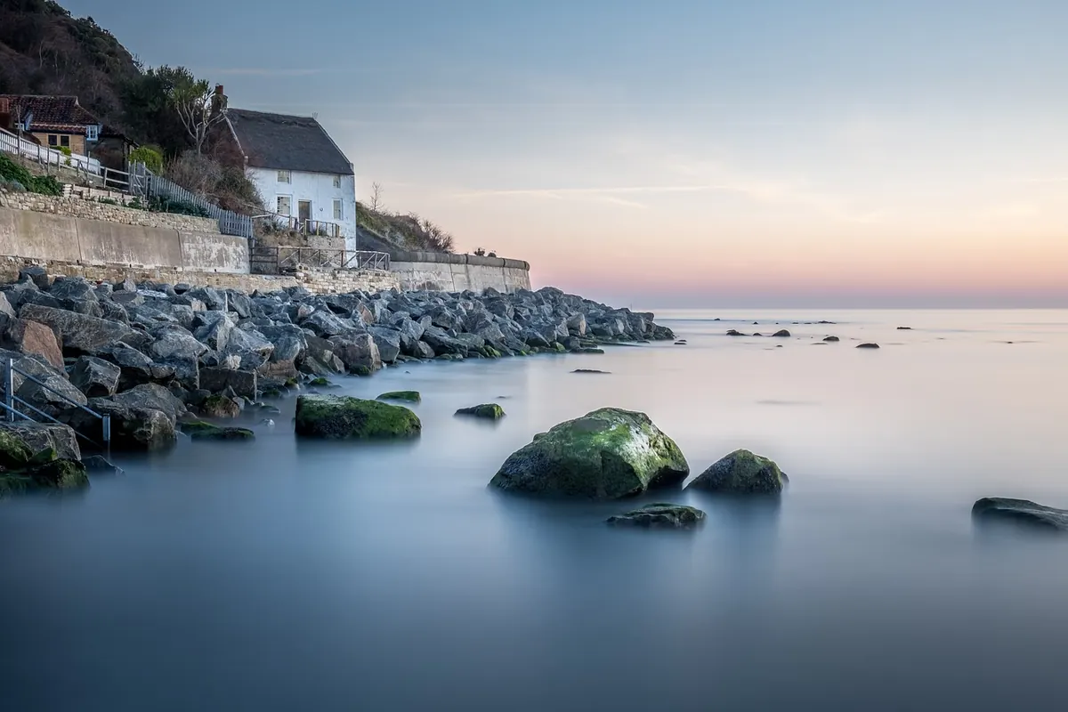 Dog-Friendly Coastal Cottages: What to Check Before You Book